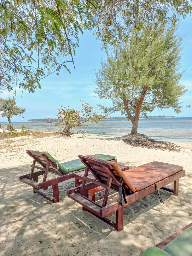 Nusa Indah Bungalows Gili Air Eksteriør billede